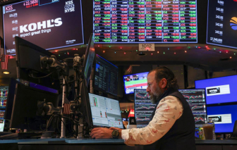 Thị trường “nín thở” chờ phản ứng sau cú sốc Mỹ tấn công Venezuela