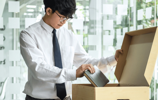 Không trả lời tin nhắn của sếp lúc 9 giờ tối là thiếu chuyên nghiệp?