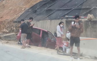 Tai nạn liên hoàn trên dự án mở rộng cao tốc La Sơn - Hoà Liên, 11 xe gặp nạn