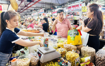 Tiểu thương các chợ không dám trữ hàng tết