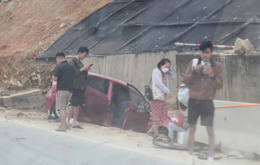 Tai nạn liên hoàn trên dự án mở rộng cao tốc La Sơn - Hoà Liên, 11 xe gặp nạn