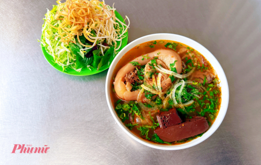 Bún bò Dần: Quán ngon "núp hẻm" với hương vị nguyên bản Đà Lạt xưa