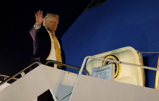 Tổng thống Donald Trump đưa ra cảnh báo với Colombia, Caracas chìm trong bất an