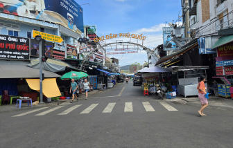 Dừng hoạt động chợ đêm Phú Quốc