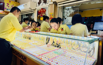 Giá vàng tiếp tục tăng gần 2 triệu đồng/lượng, giá bạc cán mốc 3 triệu đồng/ lượng