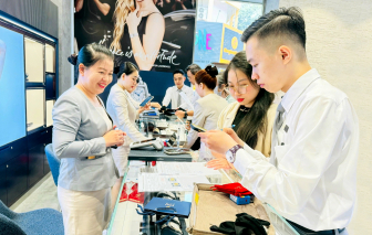 Quy định cứng nhắc khiến giao dịch vàng chững lại