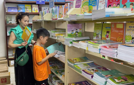 Số hóa toàn bộ sách giáo khoa, hướng tới cung cấp miễn phí cho học sinh