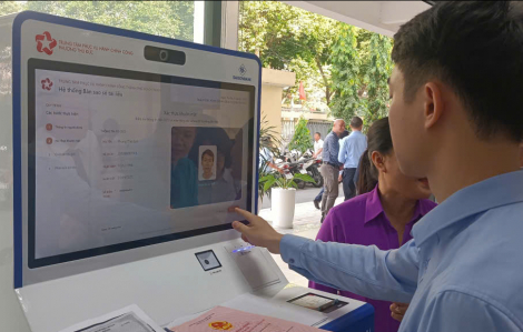 Trang bị hệ thống thông minh hỗ trợ hành chính công cho người dân ở 11 phường, xã tại TPHCM