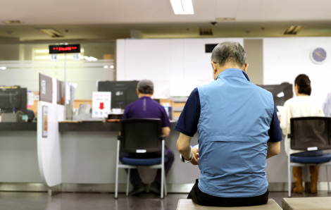 Việc làm giúp người già bớt cô đơn