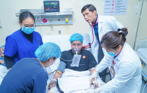 Nạn nhân kể giây phút chạy thoát trong vụ cháy nhà 3 tầng ở Hà Nội