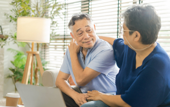 Cái nghĩa theo suốt một đời