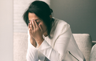 Chồng nói tôi giàu mà không biết hưởng