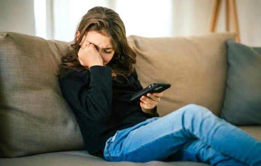 Giúp trẻ rời bỏ “tri kỷ online”