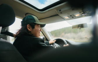 Thói quen bật nhạc khi lái xe tiềm ẩn nhiều rủi ro