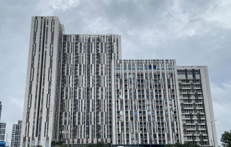 Cư dân chung cư Centana khốn đốn vì nước sinh hoạt nhiễm dầu