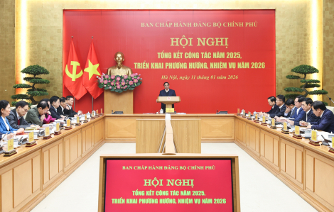 Tiếp tục sắp xếp, tinh gọn tổ chức bộ máy, đẩy mạnh thực hiện 3 đột phá chiến lược