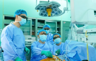 Thực hiện thành công ca phẫu thuật tim nội soi 3D "2 trong 1"