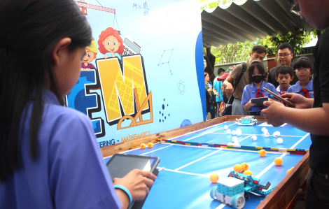 5/12 khoản thu của trường là các môn liên kết, nhưng phụ huynh khó nói “không”