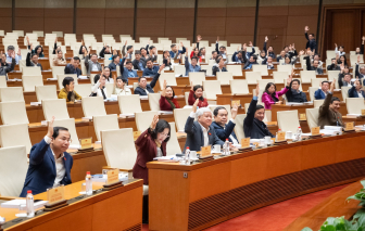 Lấy ý kiến cử tri nơi công tác đối với 122 người ứng cử ĐBQH chuyên trách ở Trung ương