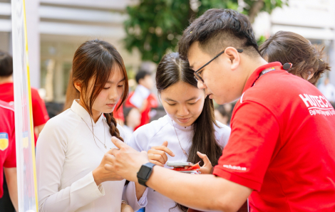 Đại học bỏ xét tổ hợp truyền thống, học sinh tìm cách thích ứng