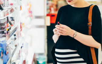 Hóa chất vĩnh cửu trong đồ gia dụng làm tăng nguy cơ tiểu đường thai kỳ