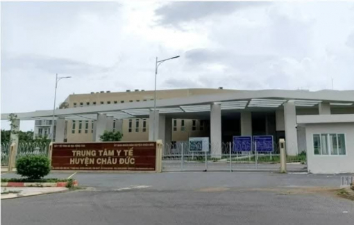 Sản phụ sinh con trên taxi khi chuyển viện, Trung tâm Y tế khu vực Châu Đức nói gì?