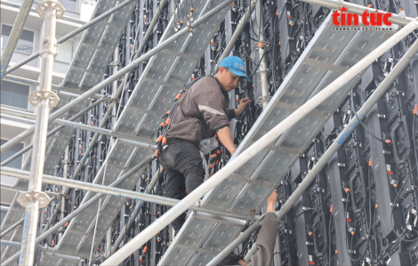 TPHCM lắp màn hình LED lớn phục vụ cổ vũ U23 Việt Nam