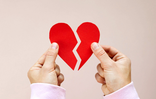 Cẩn thận với 'trái tim tan vỡ'