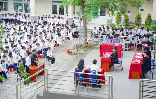 Cảnh giác với tội phạm ma túy nhắm vào học sinh, sinh viên