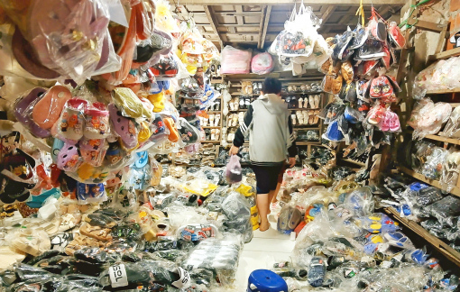 Đừng biến trẻ thành “gà công nghiệp”