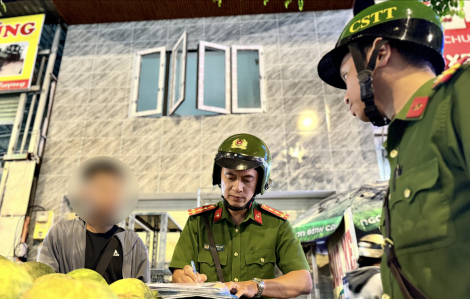 'Thiên đường ăn đêm' Dương Quảng Hàm náo loạn khi lực lượng chức năng bất ngờ xuất hiện