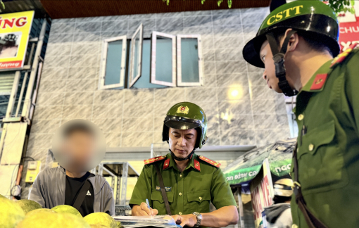 'Thiên đường ăn đêm' Dương Quảng Hàm náo loạn khi lực lượng chức năng bất ngờ xuất hiện