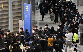 Hàn Quốc dẫn độ 73 nghi phạm từ các trung tâm lừa đảo trực tuyến tại Campuchia