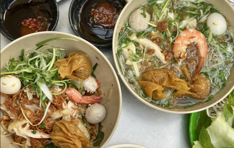 Hủ tiếu cô Hương- quán trứ danh núp hẻm