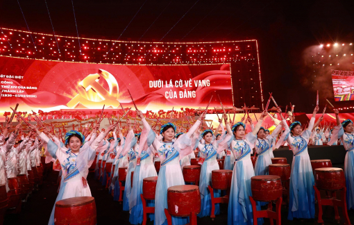 Bản hùng ca chính trị - nghệ thuật chào mừng thành công Đại hội XIV của Đảng
