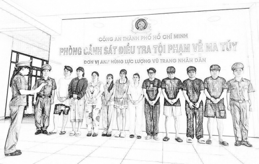 Bắt nhóm người nước ngoài tàng trữ, sử dụng ma túy ở TPHCM