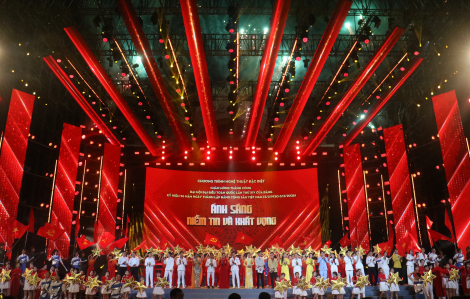 'Ánh sáng niềm tin và khát vọng' - Dấu ấn văn hóa chào mừng Đại hội XIV của Đảng