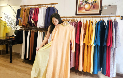 Áo dài tết đắt hàng