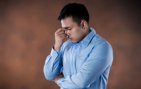 Giấc mơ an cư đổi bằng nước mắt cha mẹ