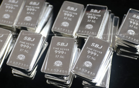 Giá bạc tăng lên 4,1 triệu đồng/lượng, vàng lập đỉnh mới