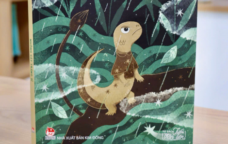Kỳ nhông 'phiêu lưu ký' trong trang sách cuối năm