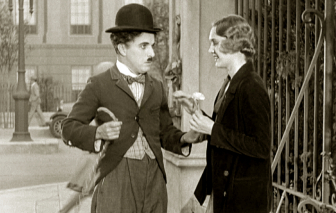 Charlie Chaplin và cái kết vĩ đại nhất lịch sử điện ảnh