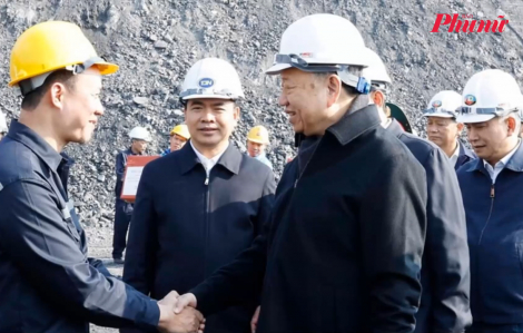 Tổng bí thư Tô Lâm gặp mặt, chúc Tết công nhân ngành than tại Quảng Ninh