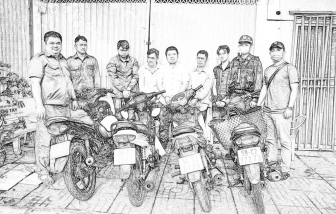 Bí ẩn bên trong căn hộ cho thuê: nhiều chiếc túi lưới chứa 32 con chó, mèo