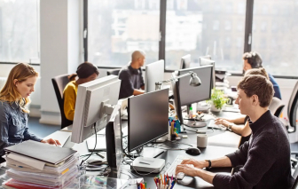 Phần lớn con người trầm cảm nặng hơn sau khi nghe AI tư vấn tâm lý