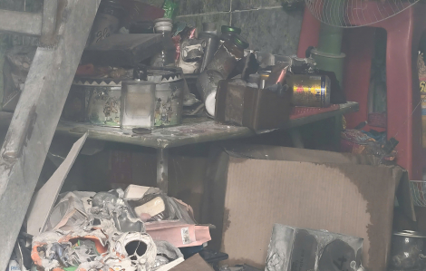 Cháy 4 phòng trọ của công nhân, lửa thiêu rụi nhiều tài sản