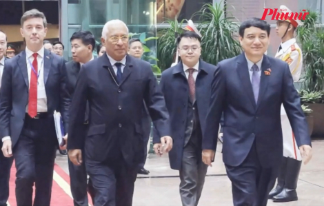 Chủ tịch Hội đồng châu Âu António Costa đến Hà Nội, bắt đầu thăm chính thức Việt Nam