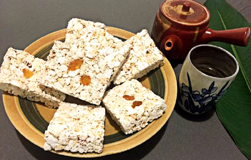 Tết làm bánh cốm sữa