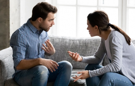 Vợ con lao đao khi chồng muốn "sống thật"