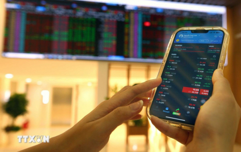 Nhiều chính sách kinh tế liên quan vàng, chứng khoán có hiệu lực từ tháng 2/2026